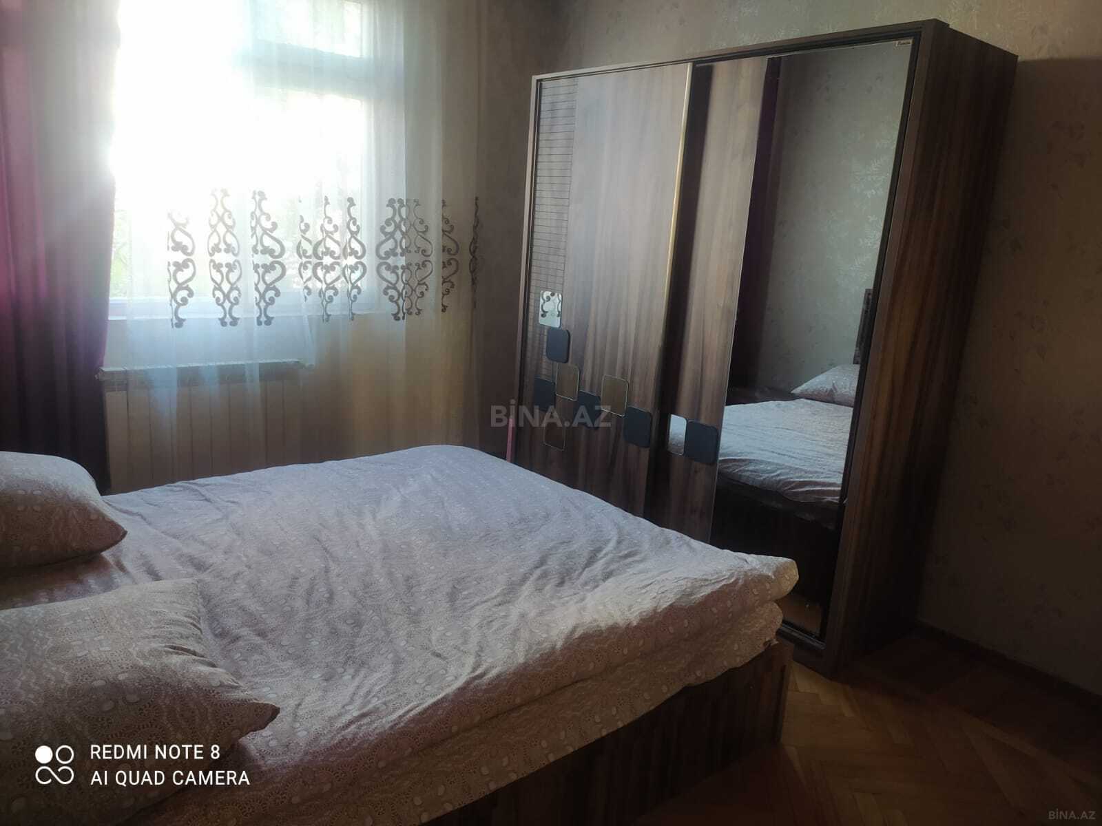 2 otaqlı Köhnə tikili, Memar Əcəmi m., Bakı