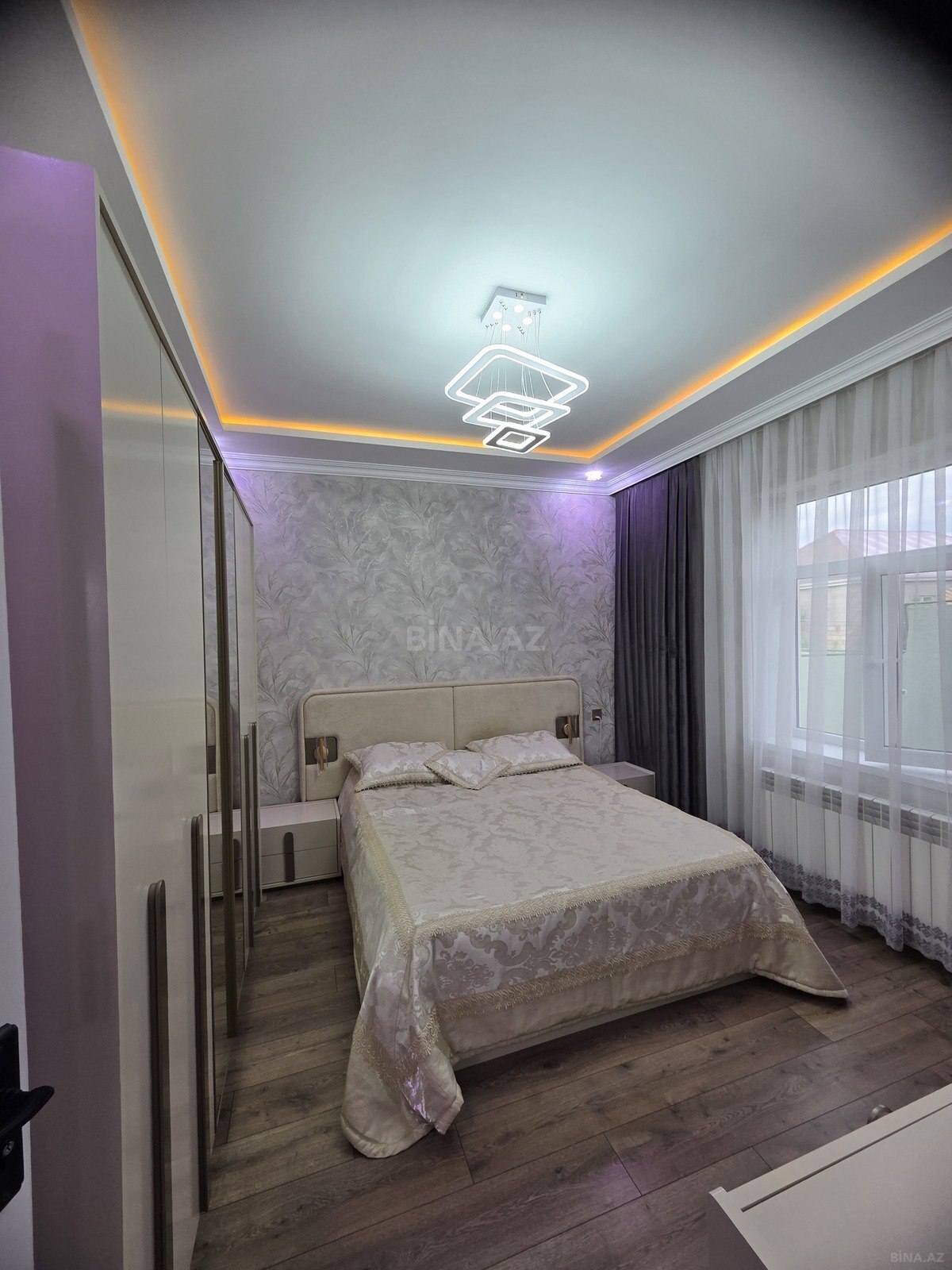 4 otaqlı Həyət evi/Bağ evi, Binə q., Bakı