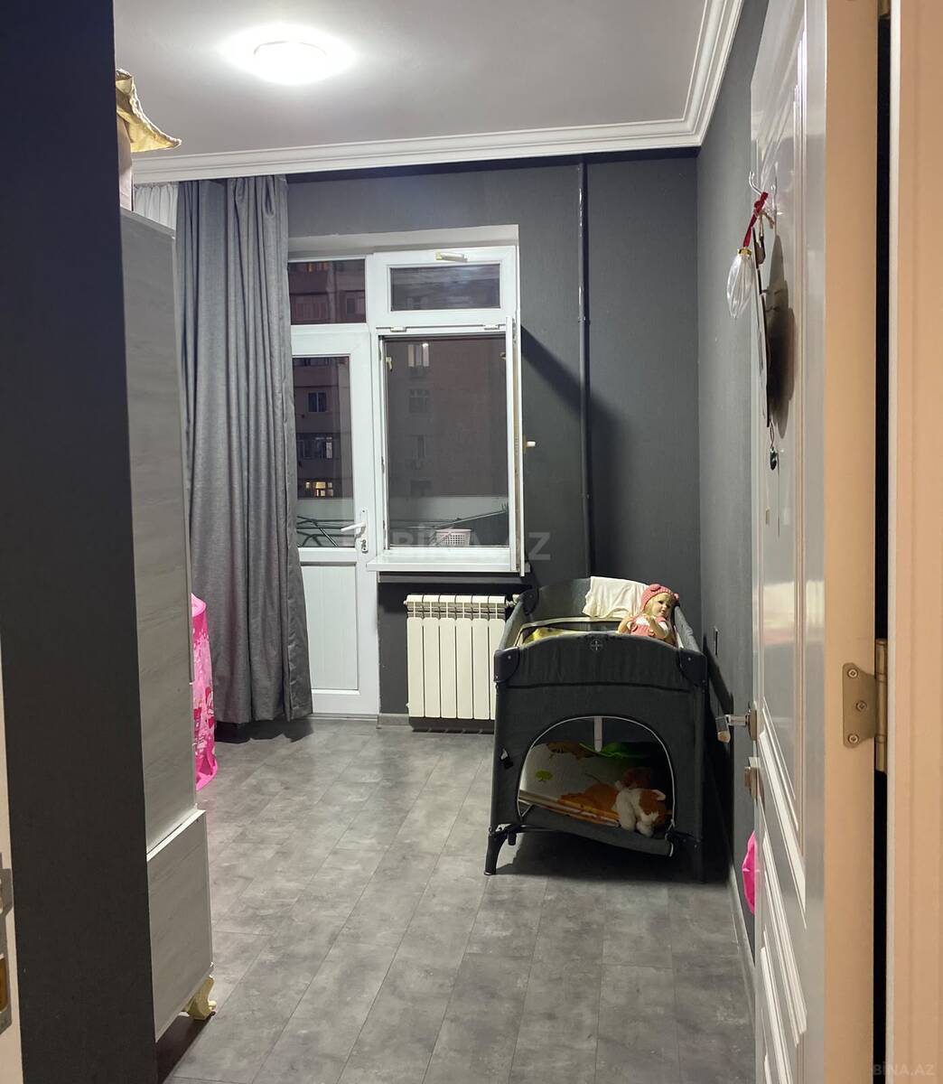 3 otaqlı Köhnə tikili, Yeni Günəşli q., Bakı