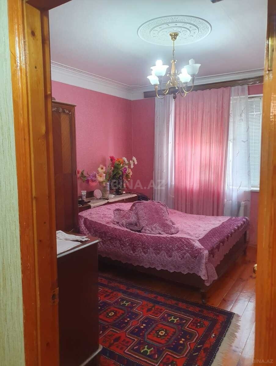 2 otaqlı Köhnə tikili, Badamdar q., Bakı