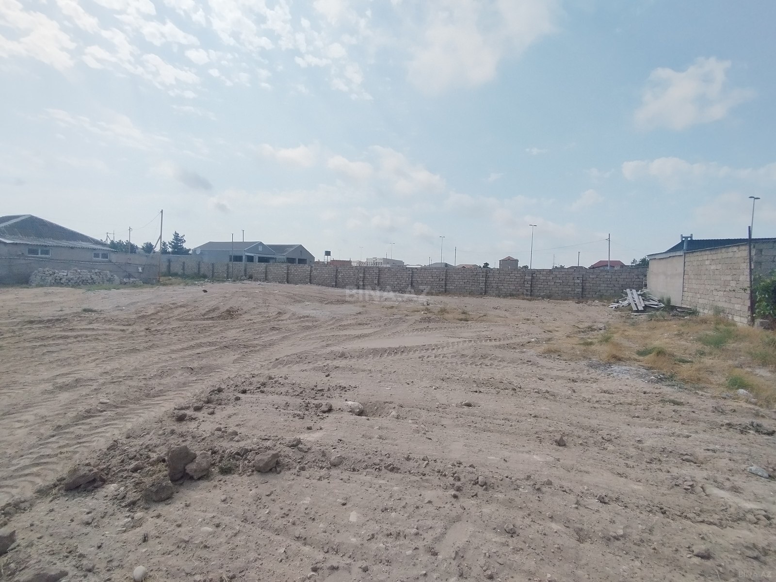 Torpaq Qala q., Bakı