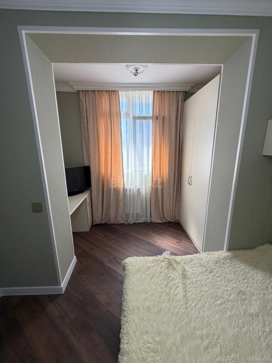 2 otaqlı Köhnə tikili, Həzi Aslanov m., Bakı