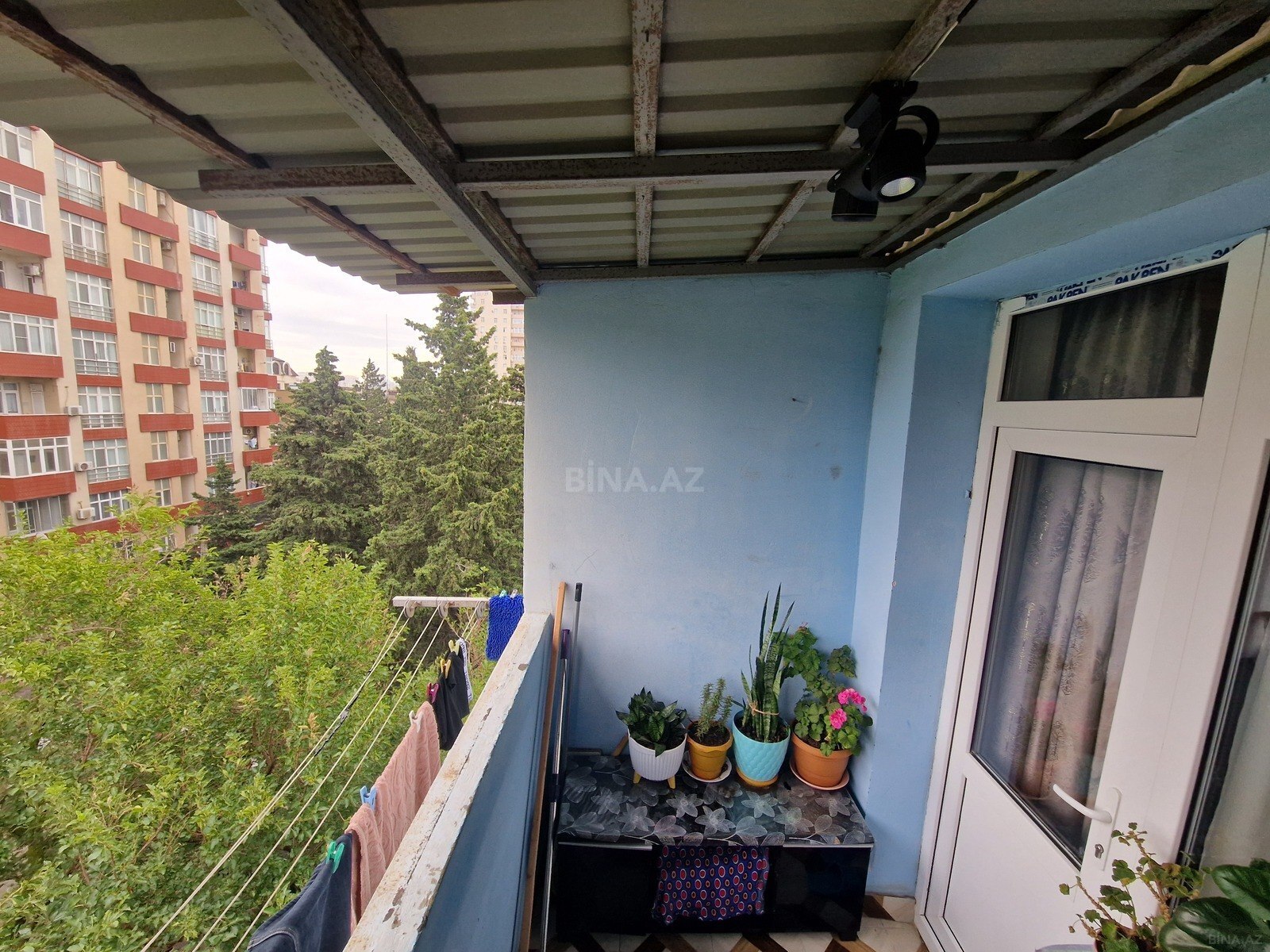 2 otaqlı Köhnə tikili, İnşaatçılar m., Bakı