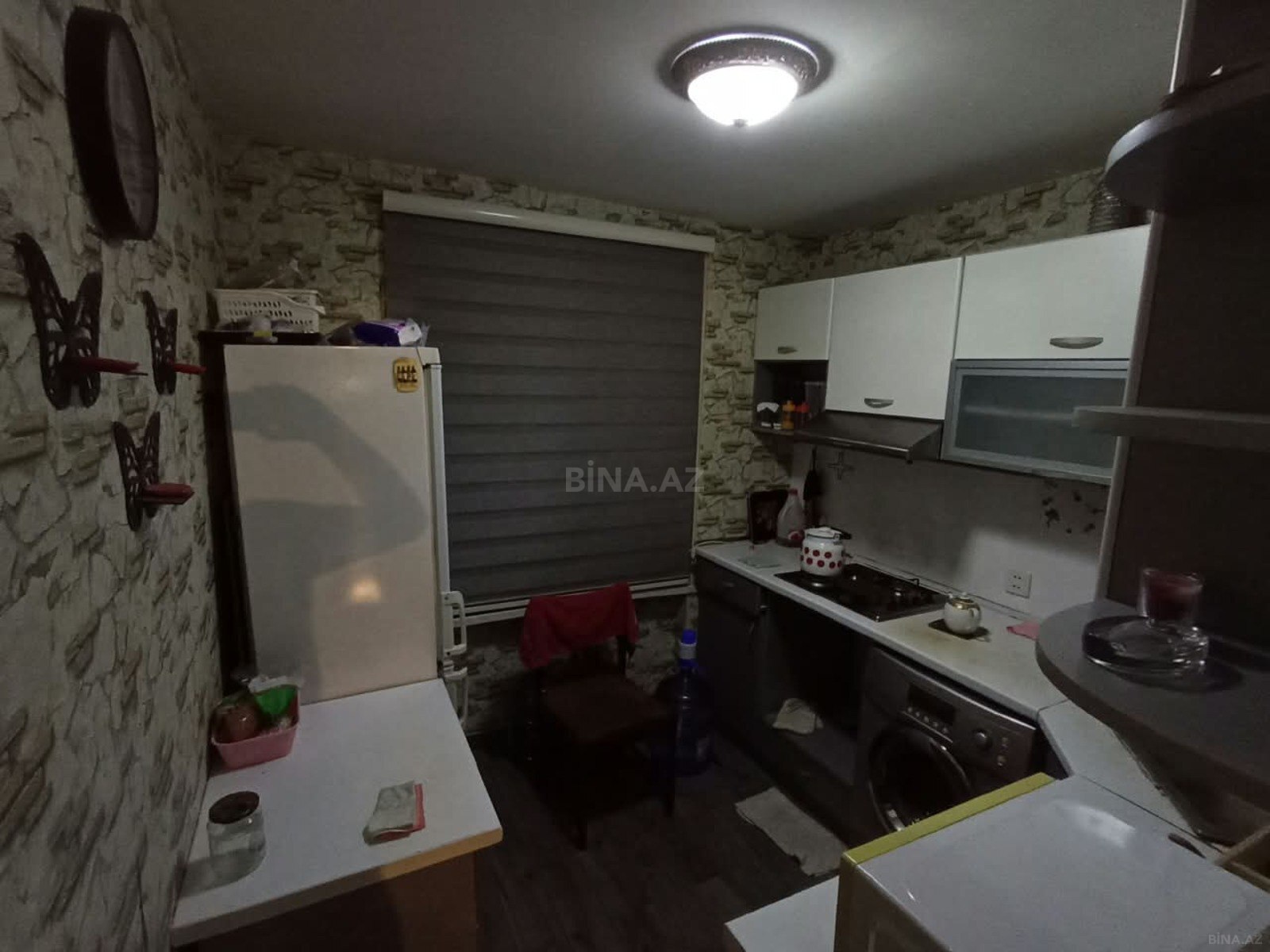 3 otaqlı Köhnə tikili, Elmlər Akademiyası m., Bakı