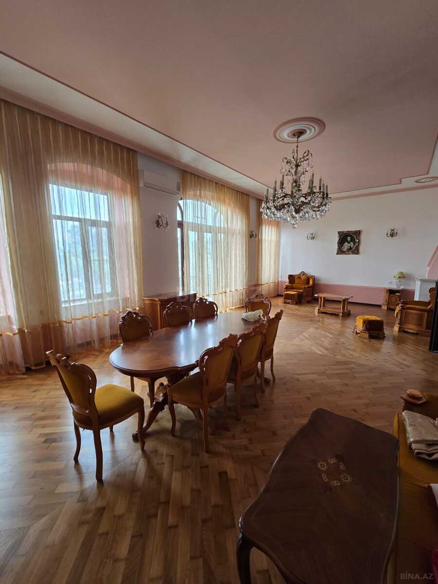 6 otaqlı Köhnə tikili, Sahil m., Bakı