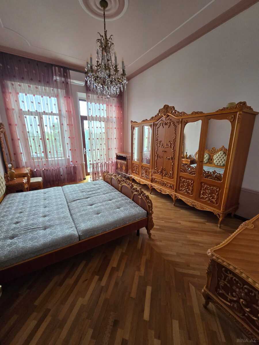 6 otaqlı Köhnə tikili, Sahil m., Bakı