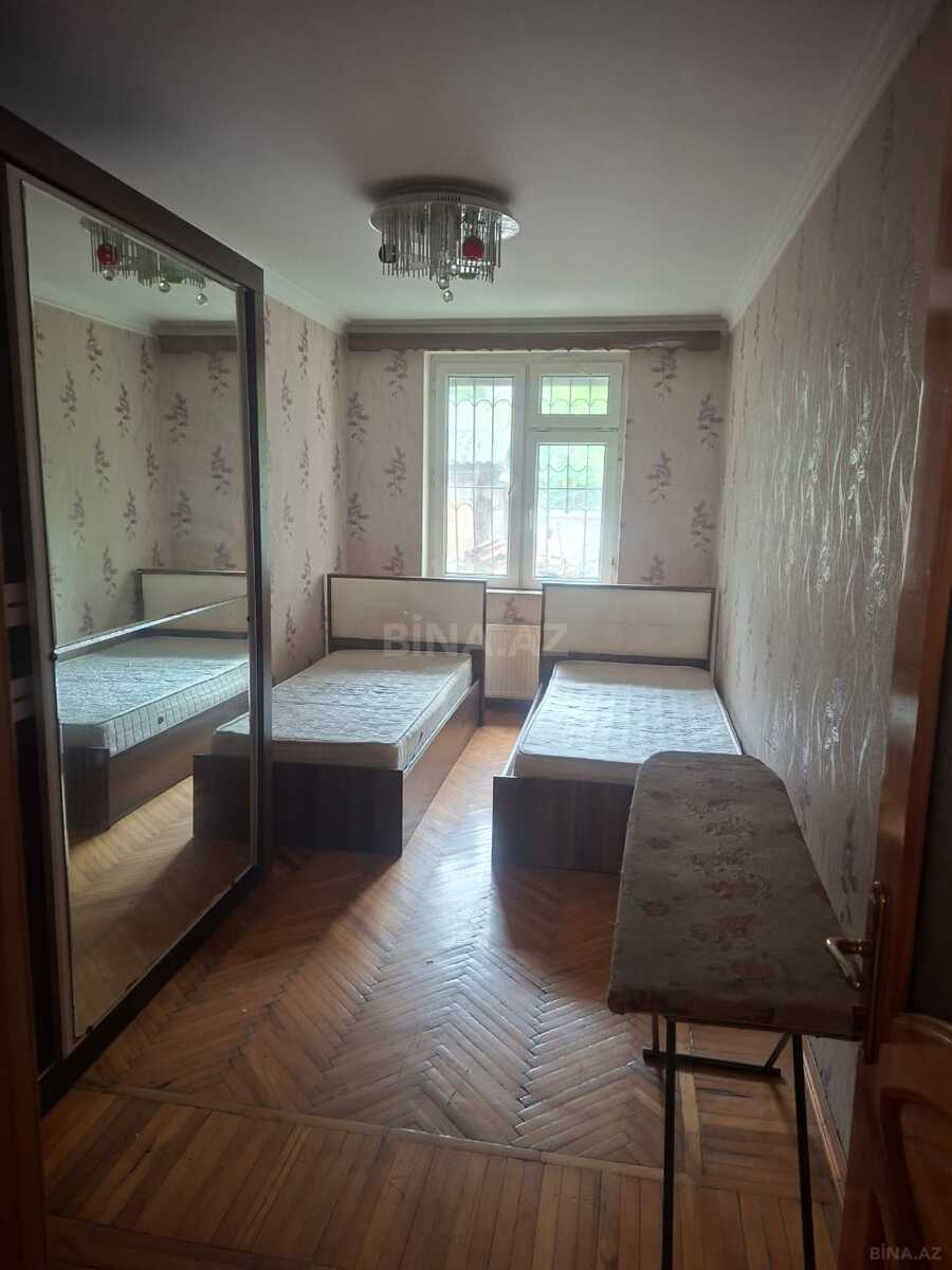 3 otaqlı Köhnə tikili, 28 May m., Bakı
