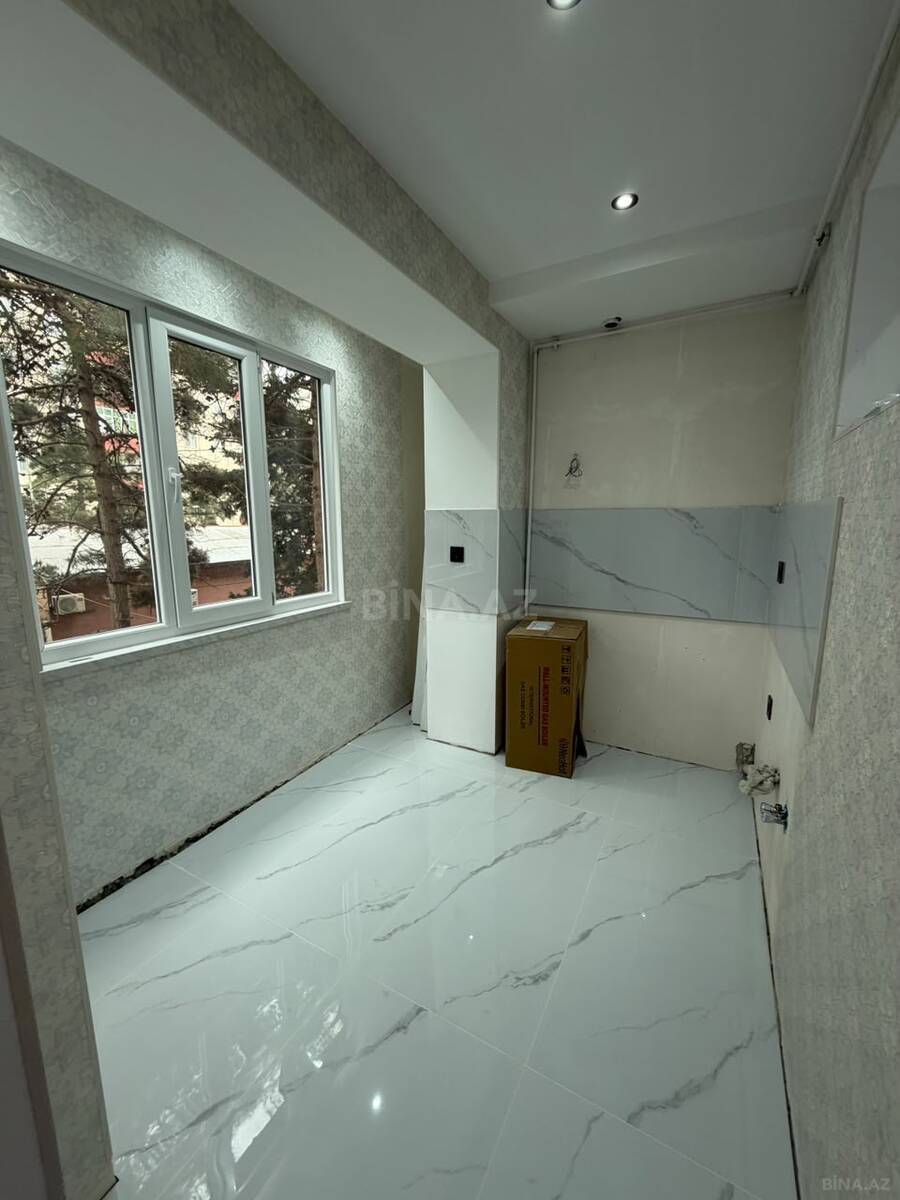 3 otaqlı Köhnə tikili, Əhmədli m., Bakı