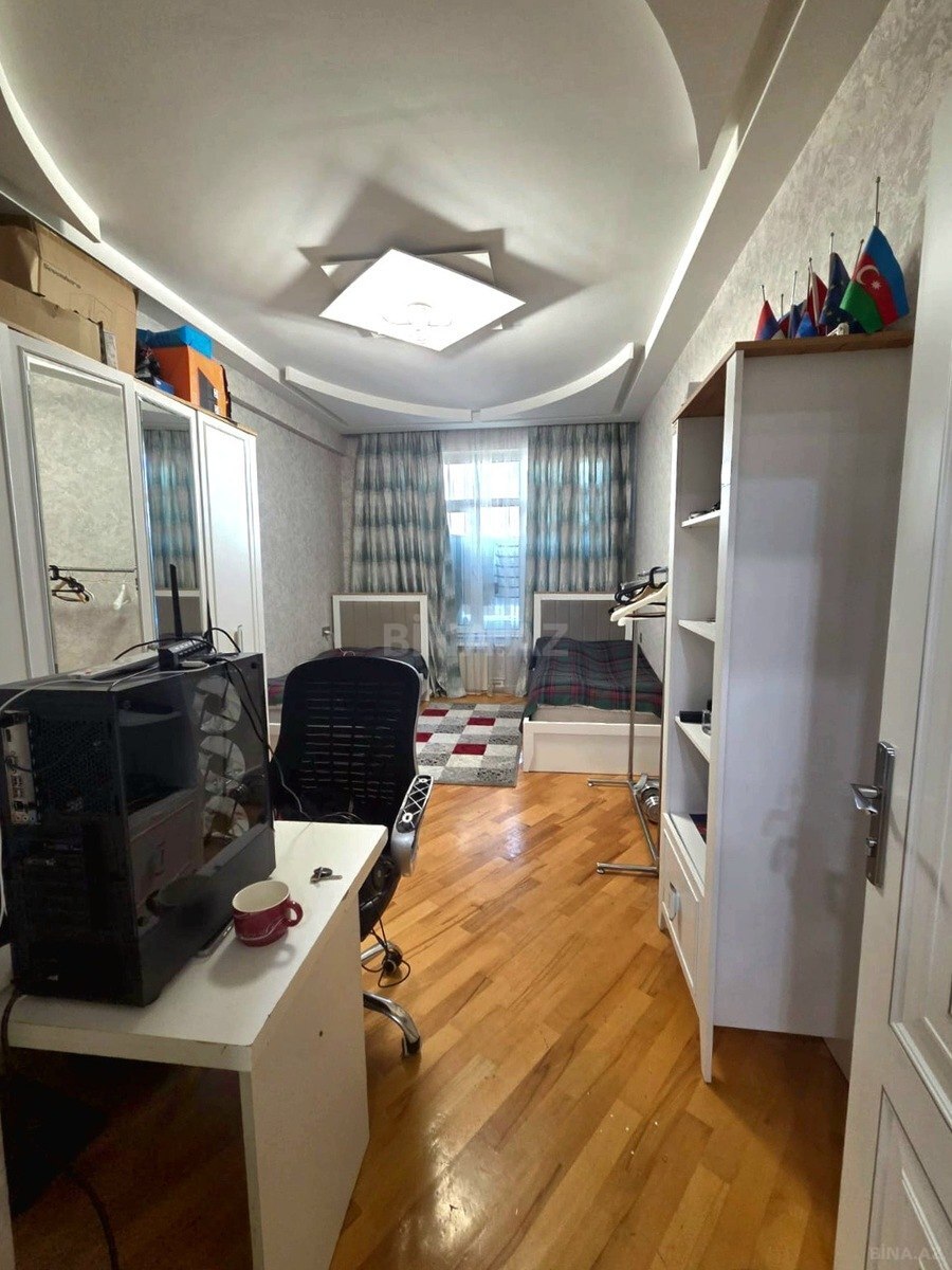 3 otaqlı Yeni tikili, Neftçilər m., Bakı