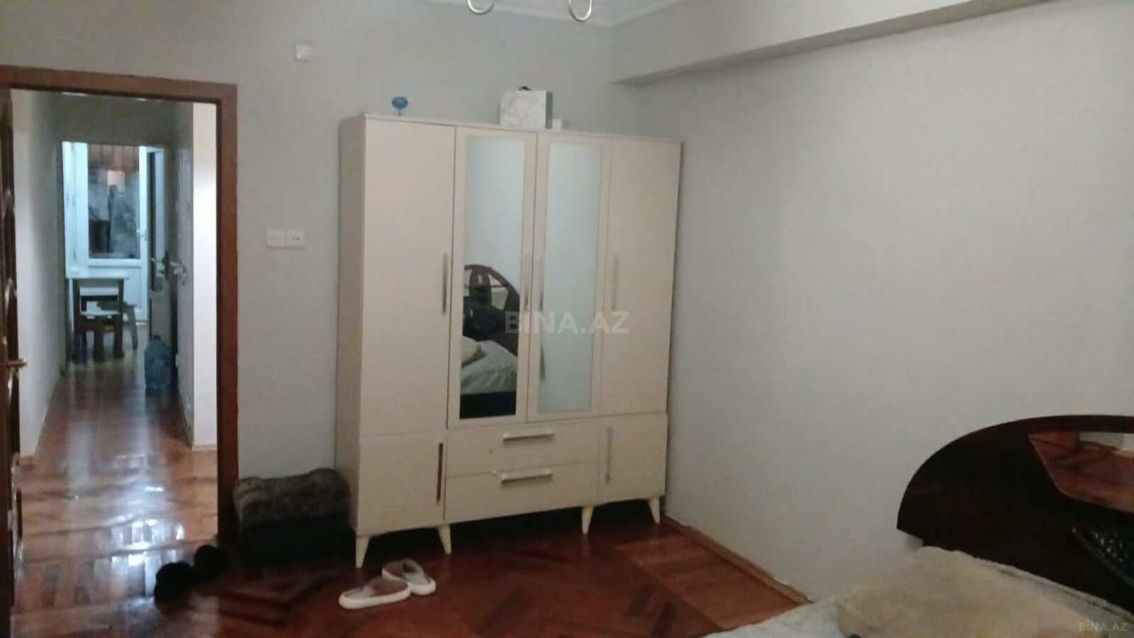3 otaqlı Köhnə tikili, Yasamal r., Bakı