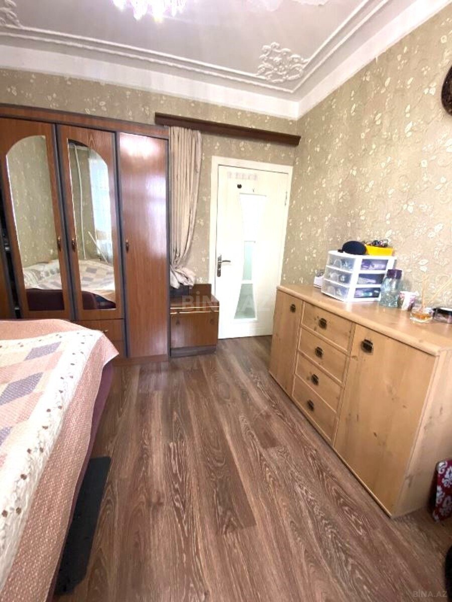 5 otaqlı Köhnə tikili, Əhmədli m., Bakı
