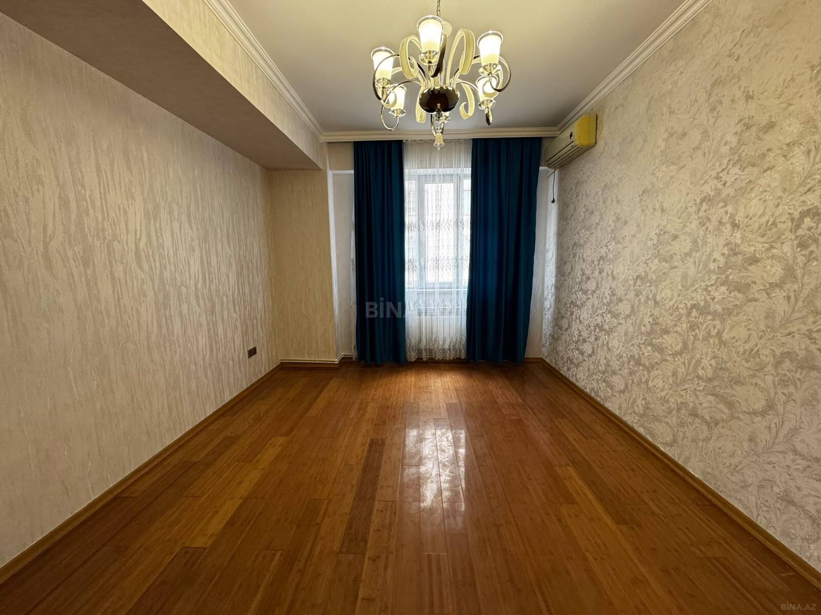 2 otaqlı Yeni tikili, Xırdalan