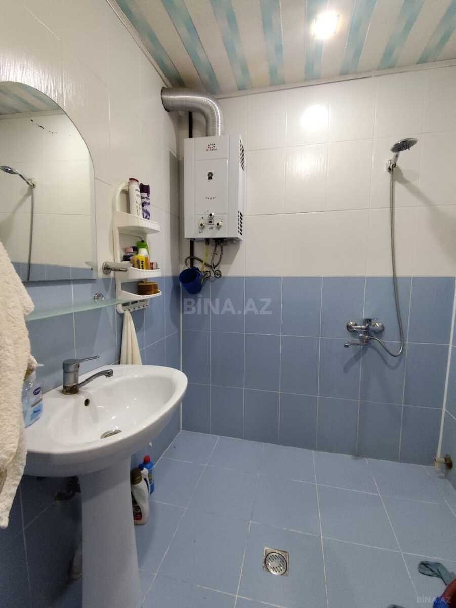 3 otaqlı Köhnə tikili, Həzi Aslanov m., Bakı