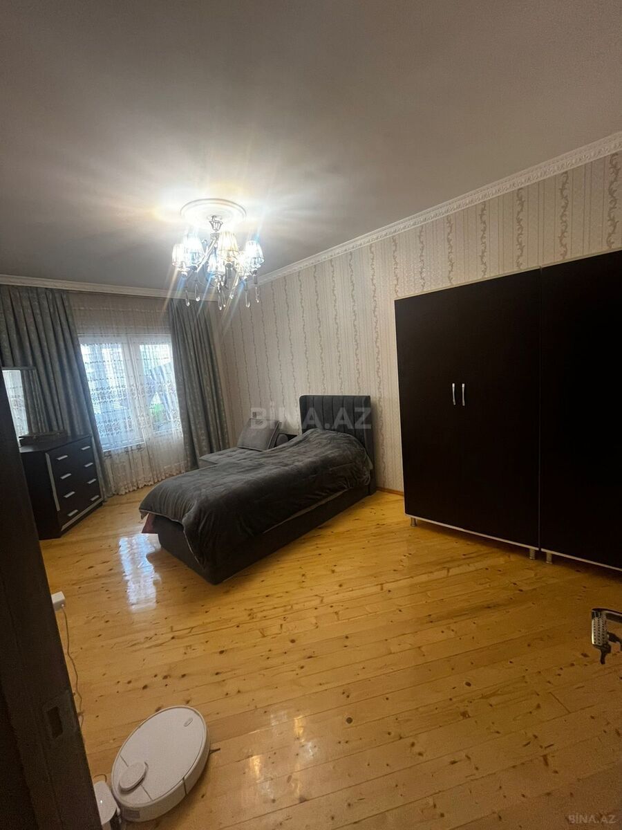 4 otaqlı Köhnə tikili, İnşaatçılar m., Bakı