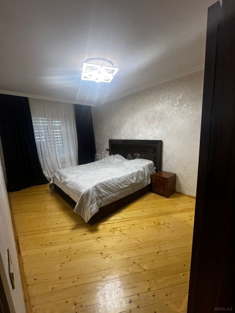 4 otaqlı Köhnə tikili, İnşaatçılar m., Bakı