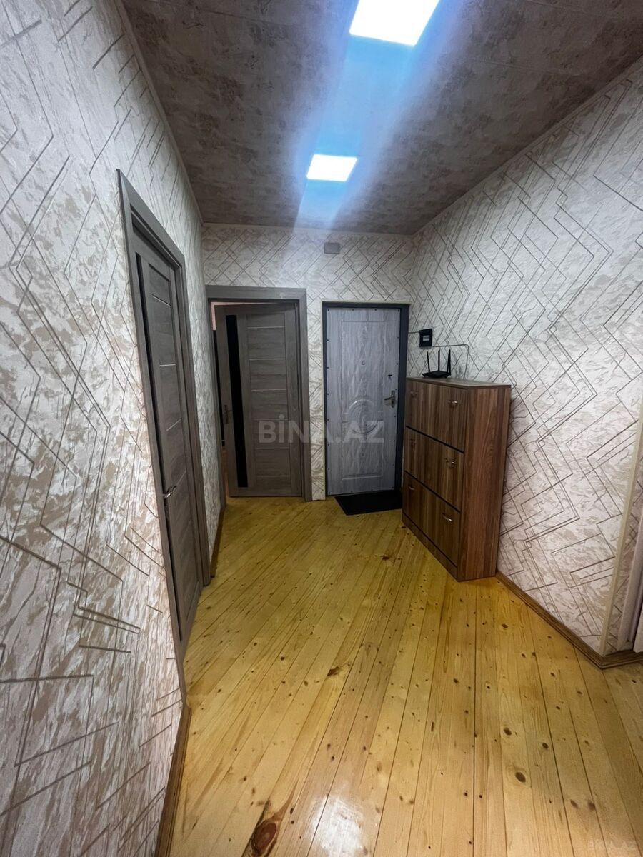 4 otaqlı Köhnə tikili, İnşaatçılar m., Bakı