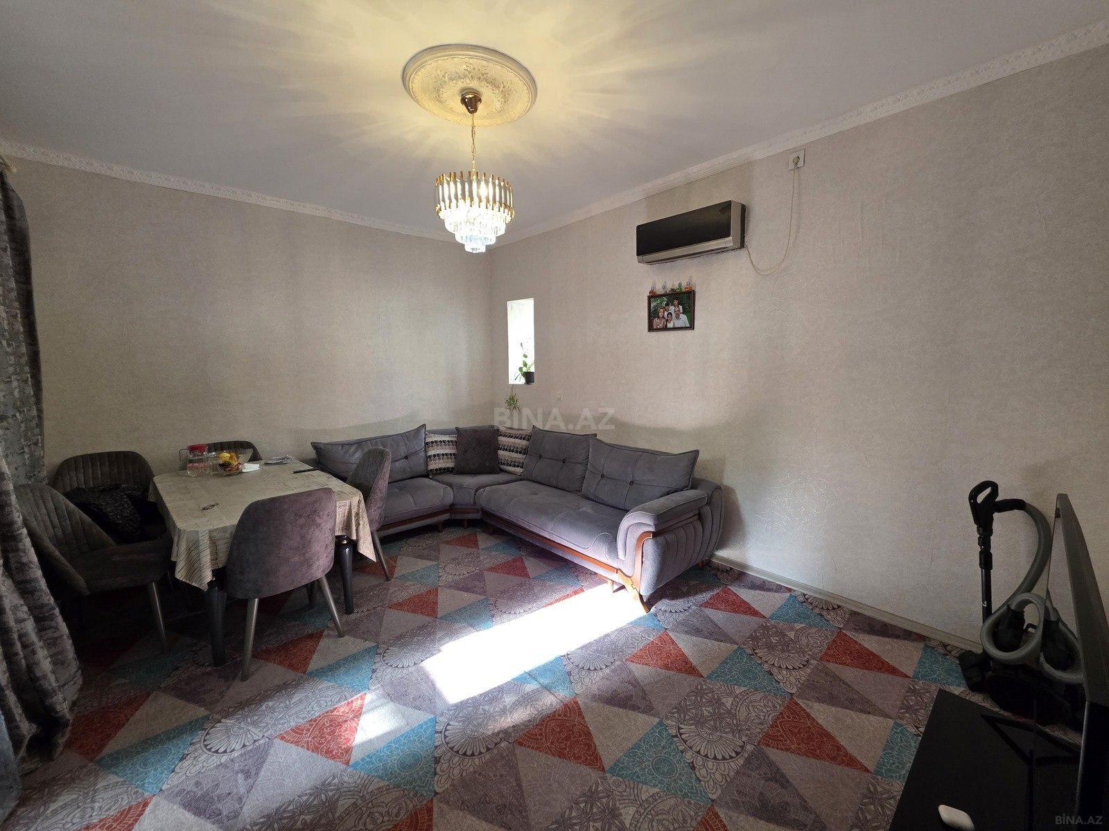 2 otaqlı Köhnə tikili, Nizami m., Bakı