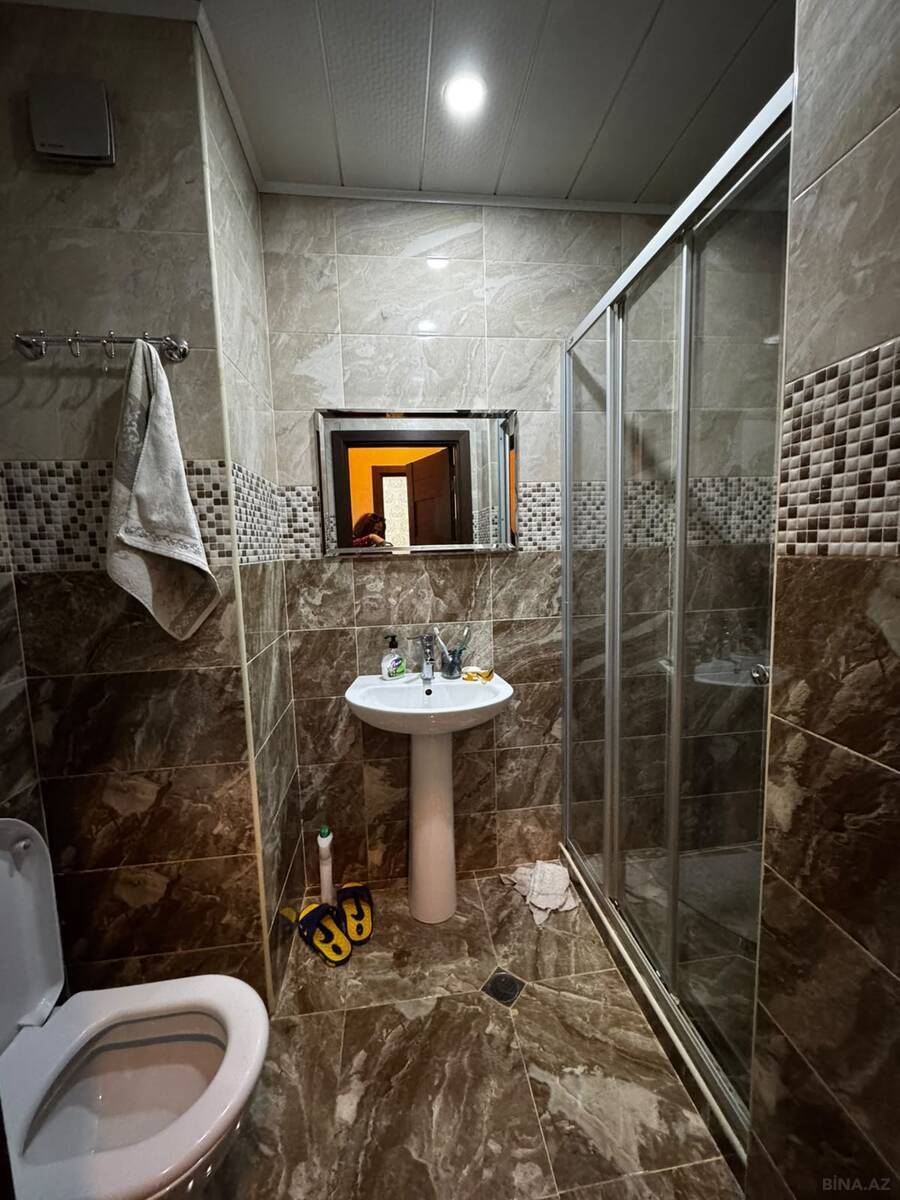 3 otaqlı Yeni tikili, Xırdalan