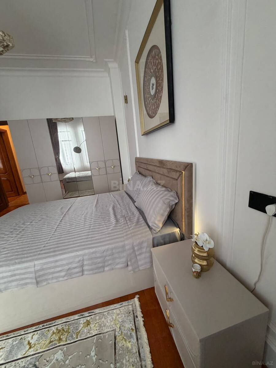 3 otaqlı Köhnə tikili, Səbail r., Bakı