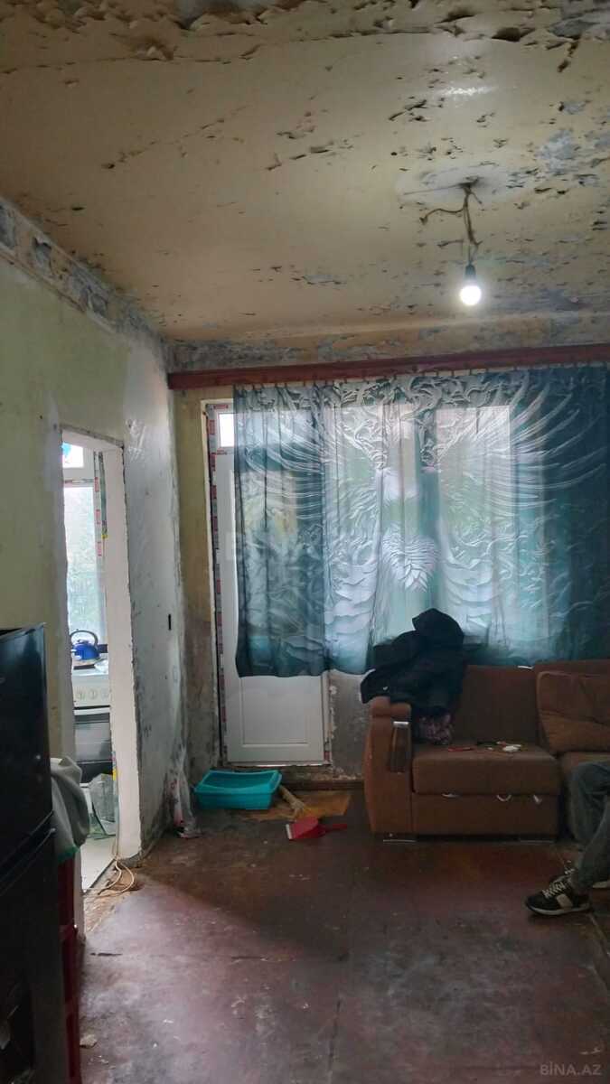2 otaqlı Köhnə tikili, Memar Əcəmi m., Bakı