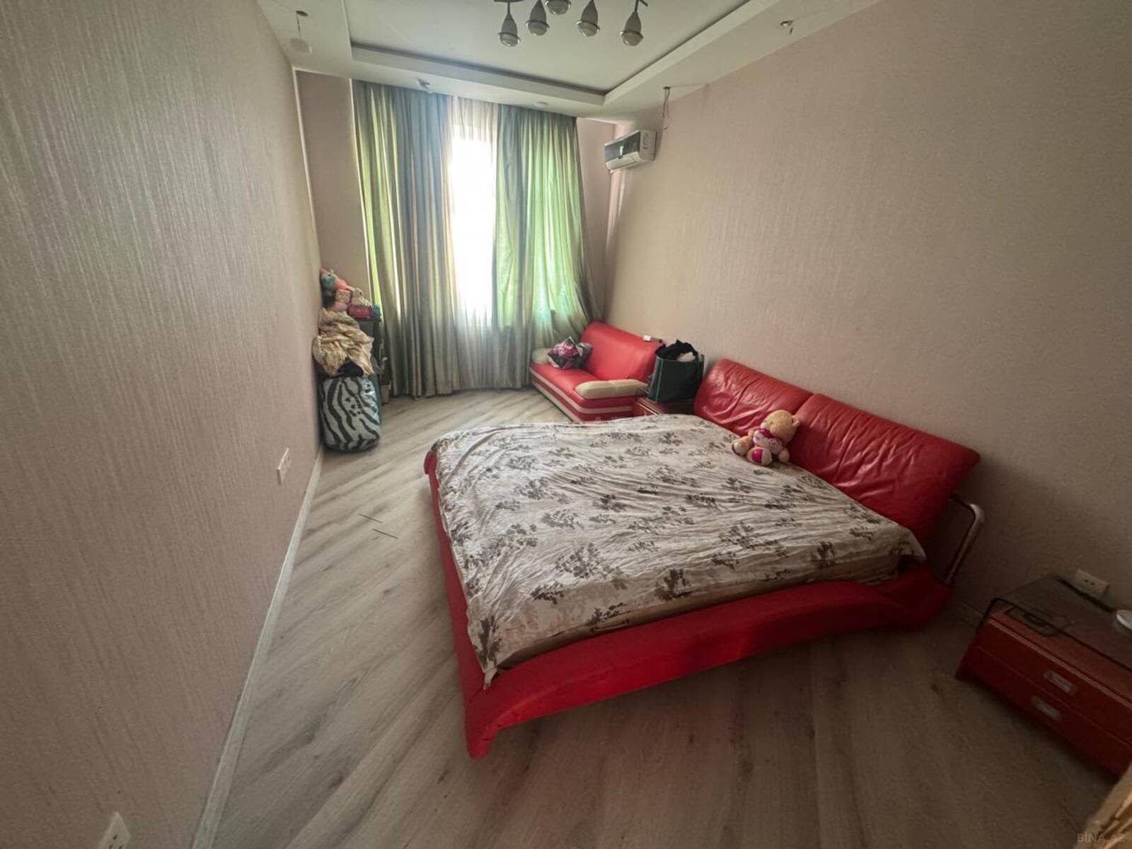 3 otaqlı Yeni tikili, 8 Noyabr m., Bakı