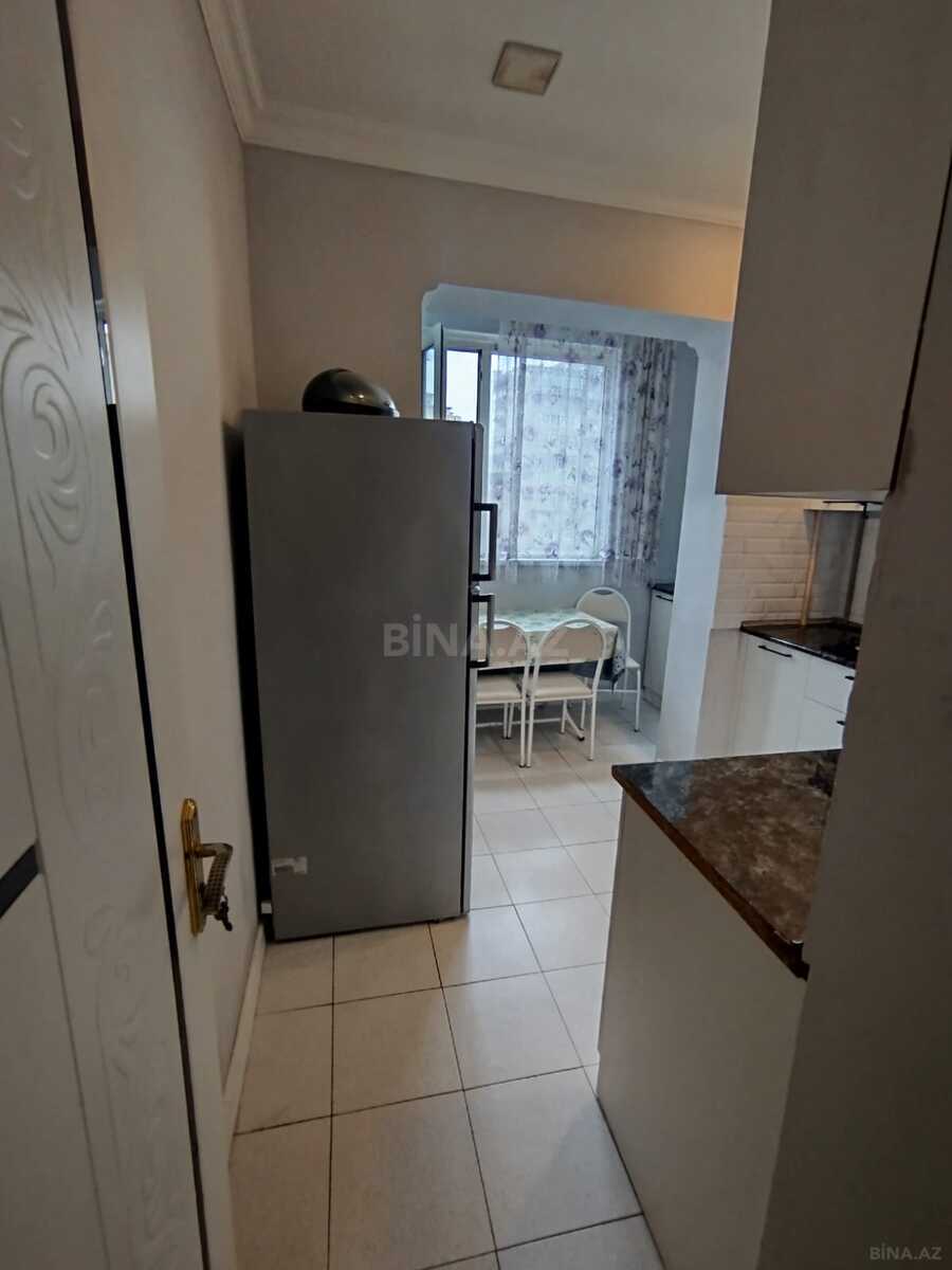 2 otaqlı Köhnə tikili, İnşaatçılar m., Bakı