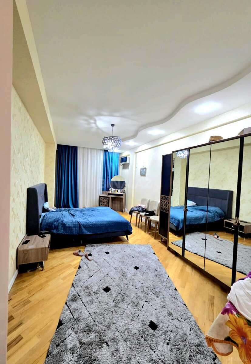 3 otaqlı Yeni tikili, Nizami r., Bakı