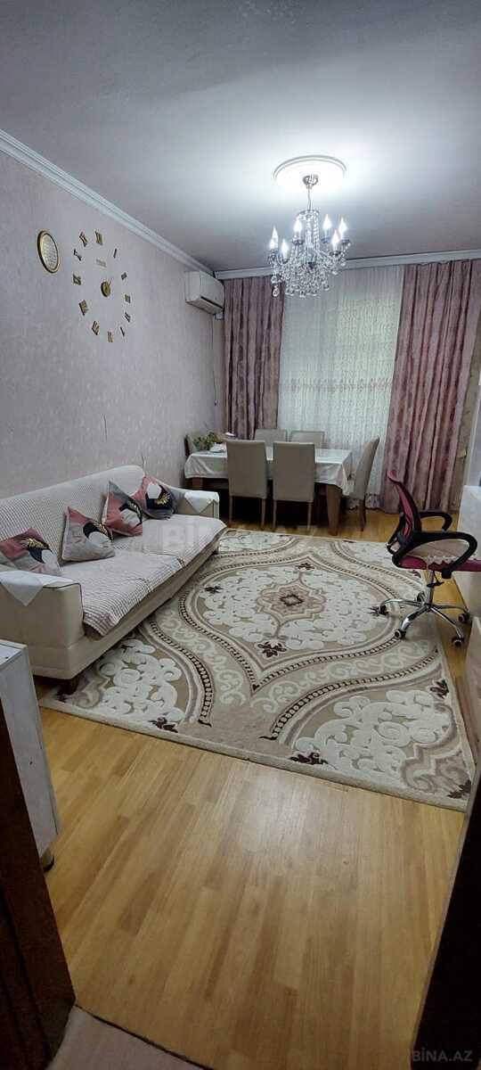 2 otaqlı Köhnə tikili, Memar Əcəmi m., Bakı