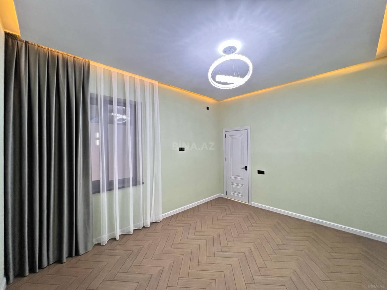 4 otaqlı Həyət evi/Bağ evi, Şüvəlan q., Bakı