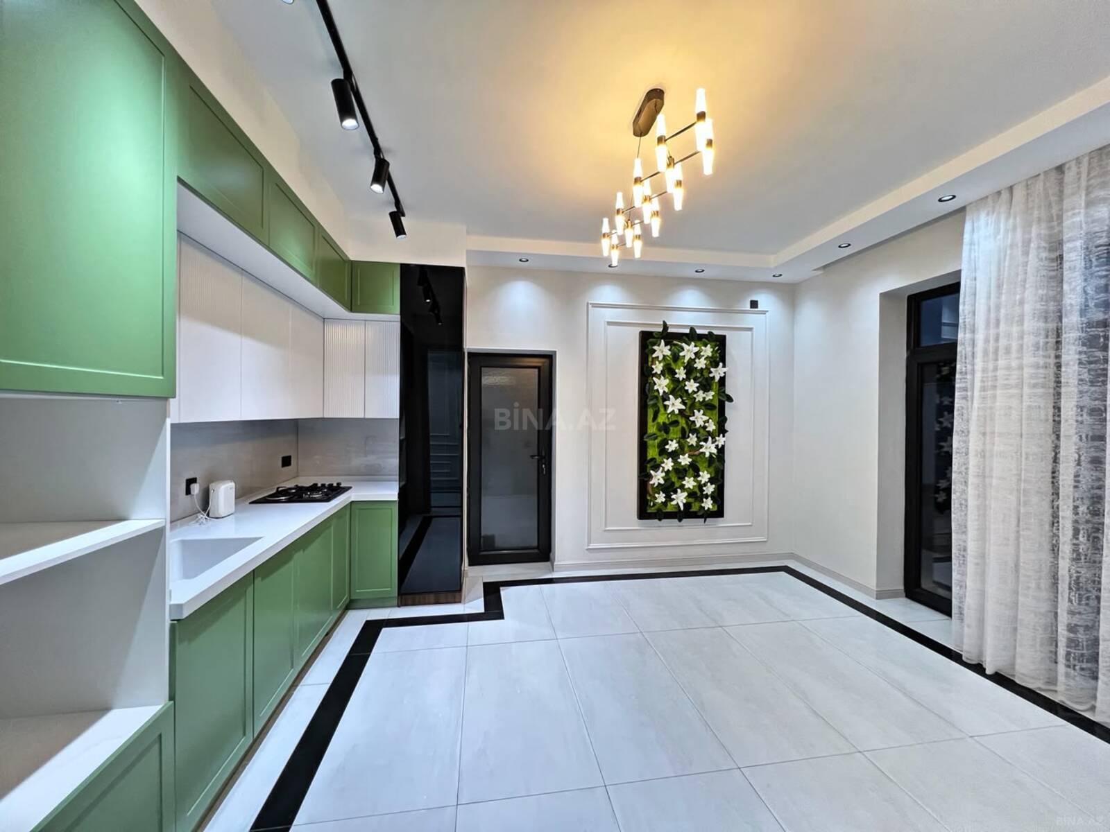 4 otaqlı Həyət evi/Bağ evi, Şüvəlan q., Bakı