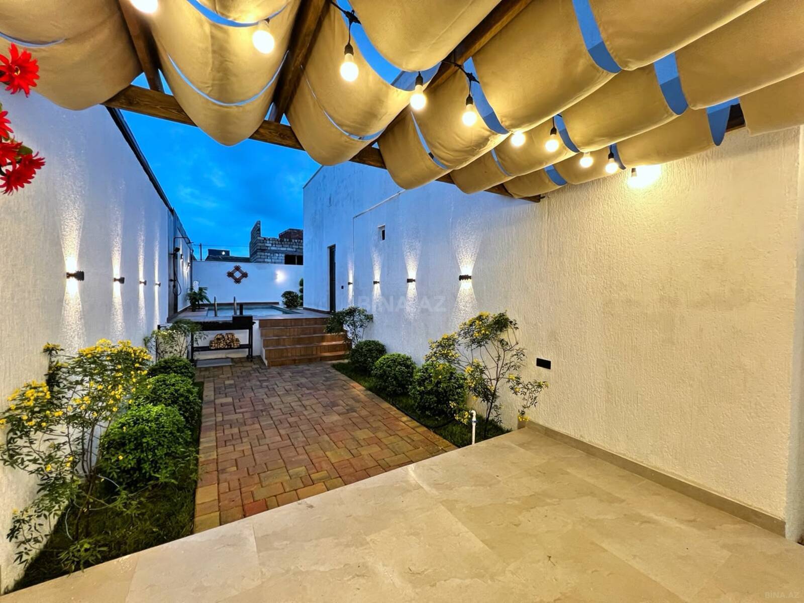 4 otaqlı Həyət evi/Bağ evi, Şüvəlan q., Bakı