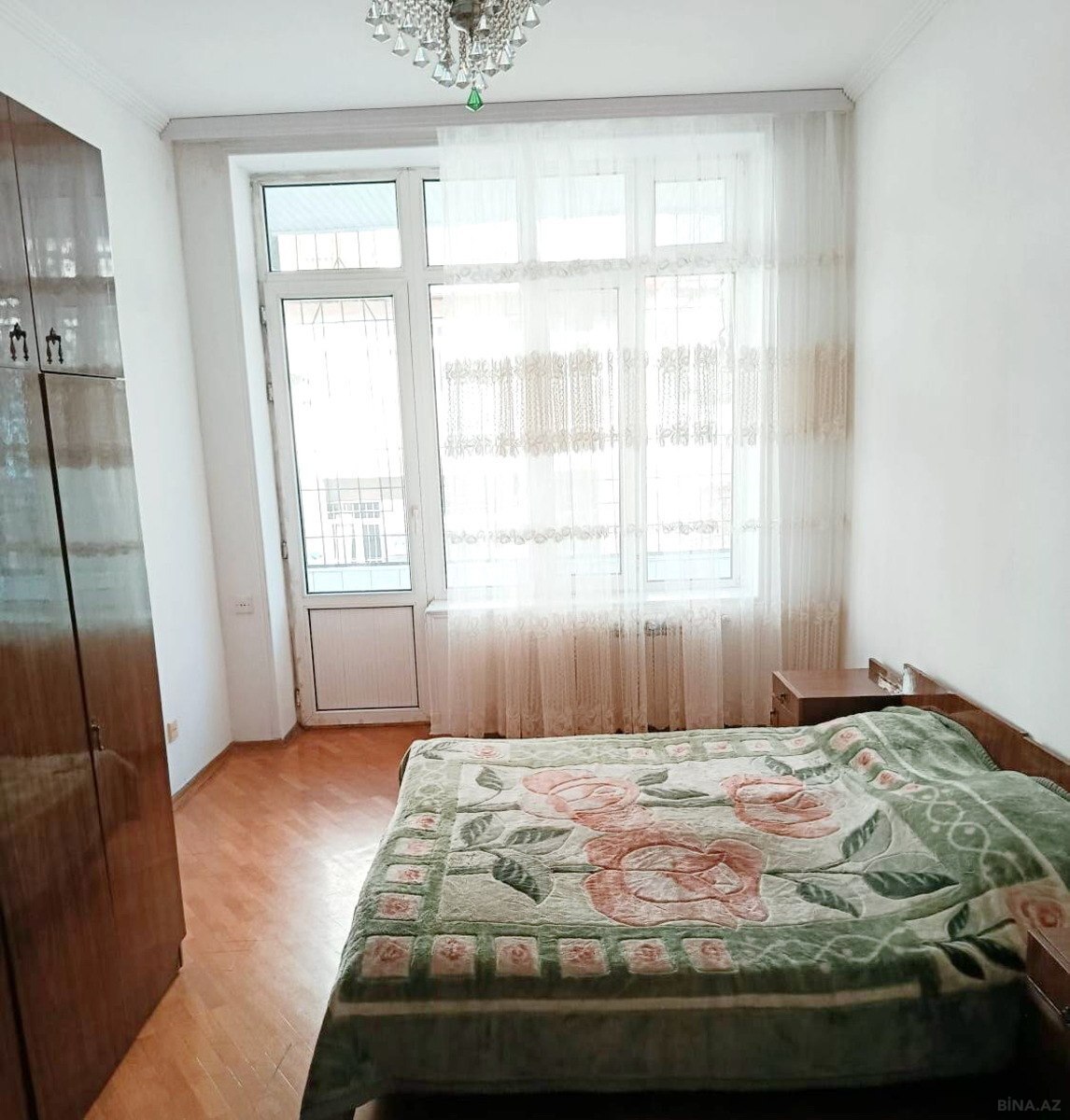4 otaqlı Köhnə tikili, Nəsimi r., Bakı