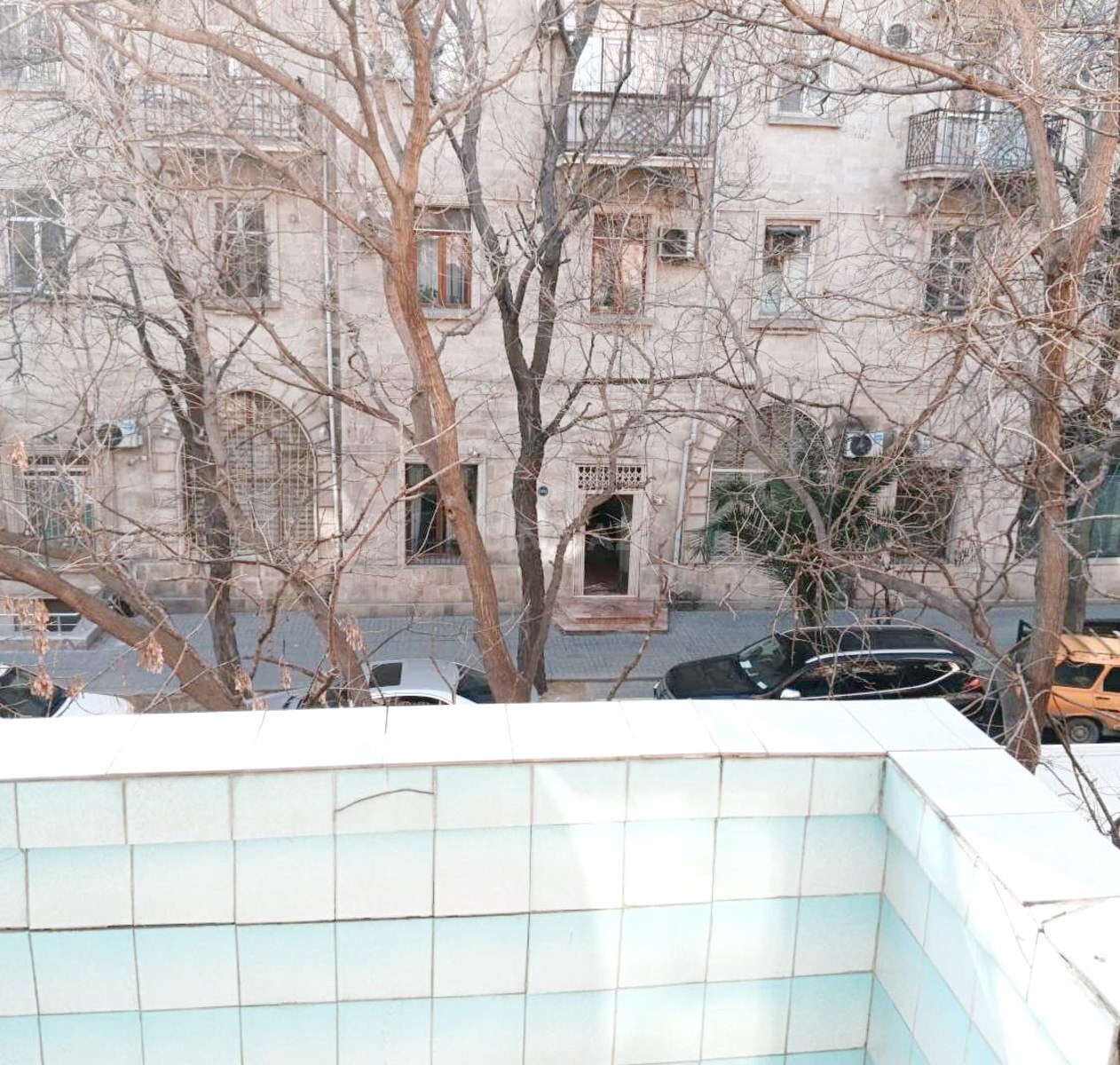 4 otaqlı Köhnə tikili, Nəsimi r., Bakı
