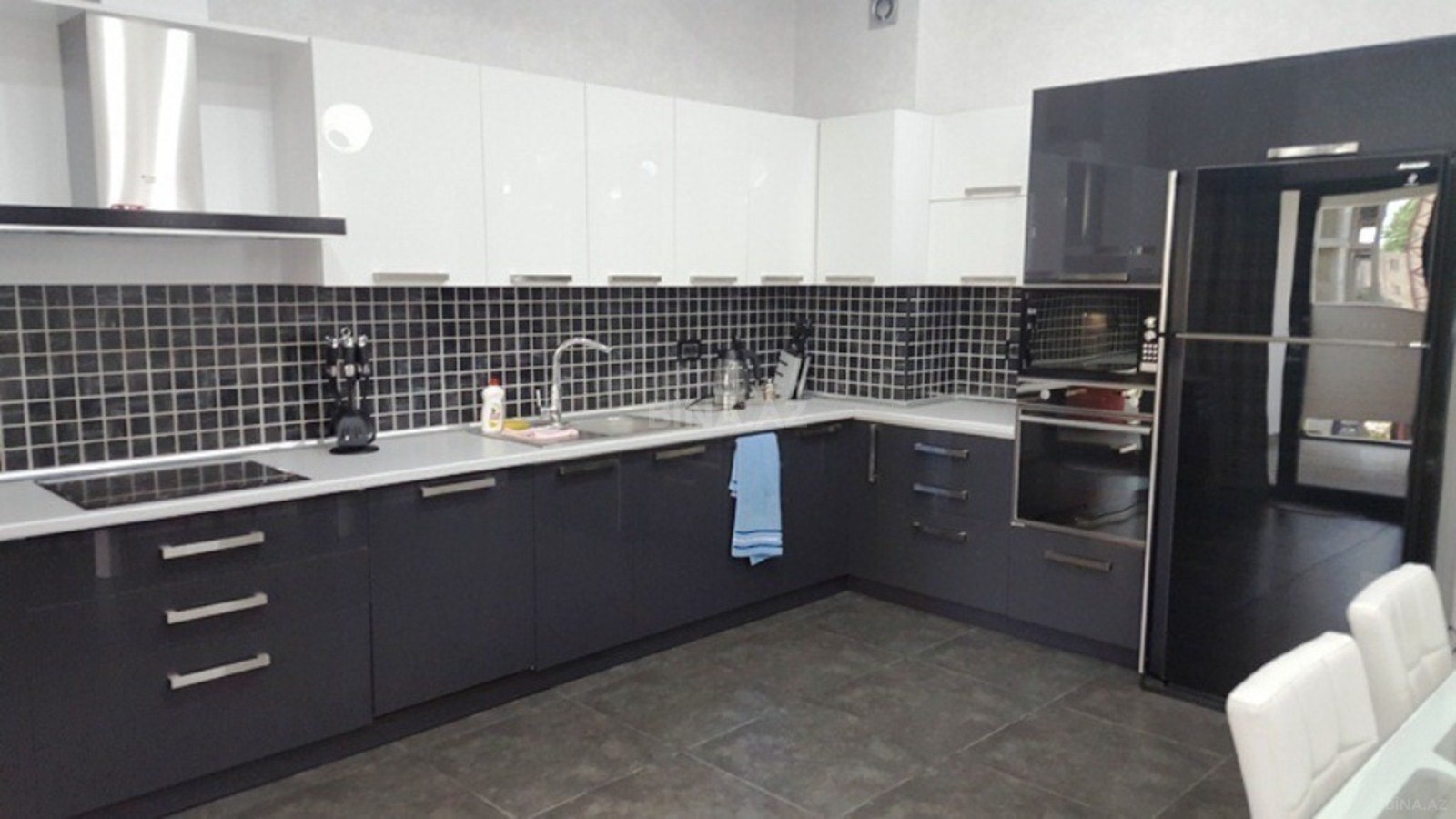 4 otaqlı Yeni tikili, 28 May m., Bakı