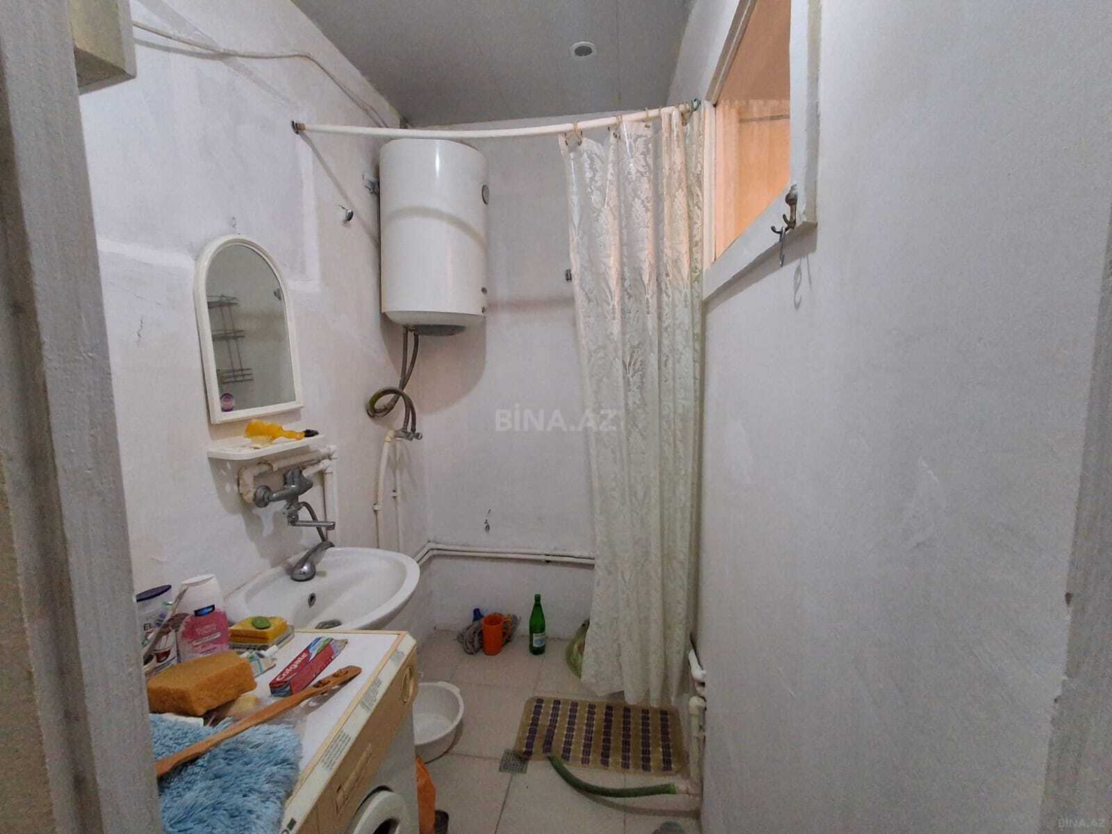 2 otaqlı Köhnə tikili, Qara Qarayev m., Bakı