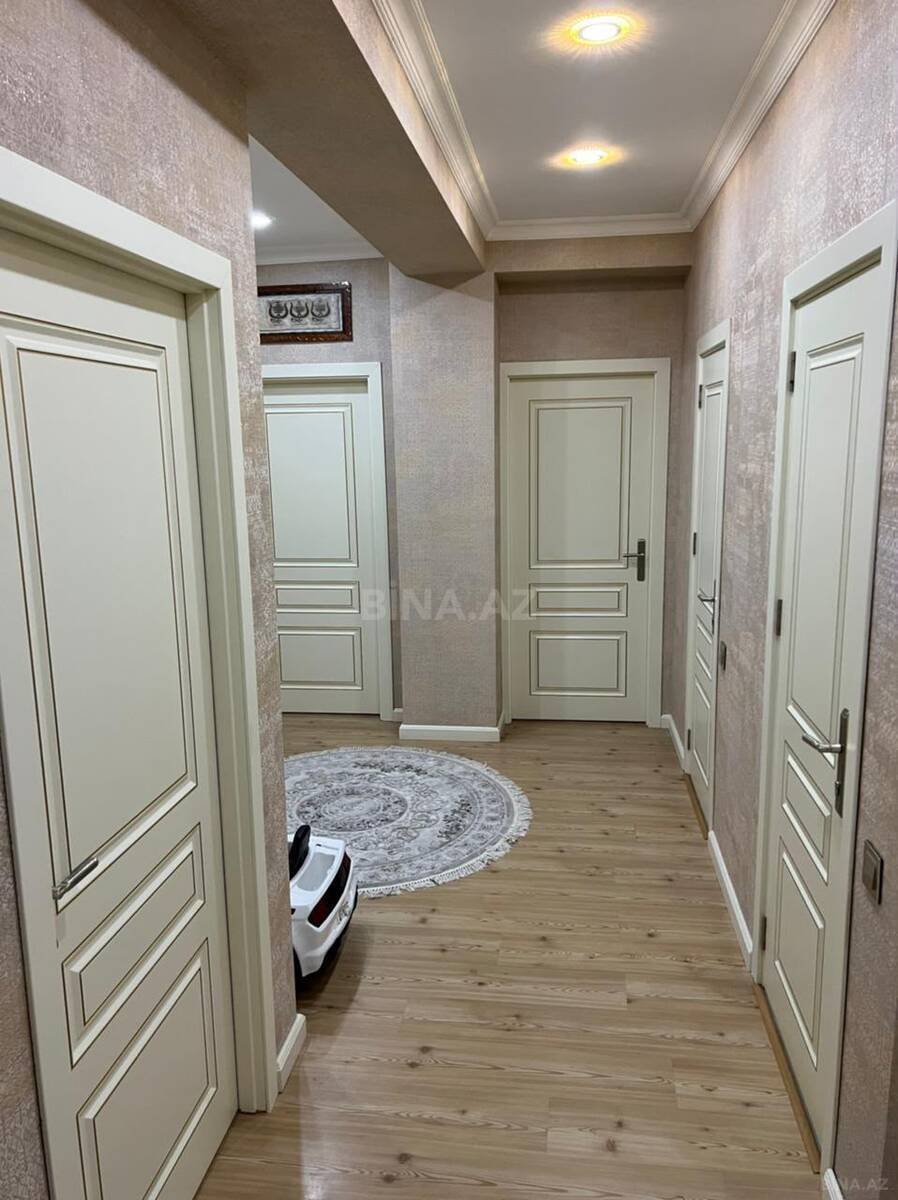 3 otaqlı Yeni tikili, İnşaatçılar m., Bakı