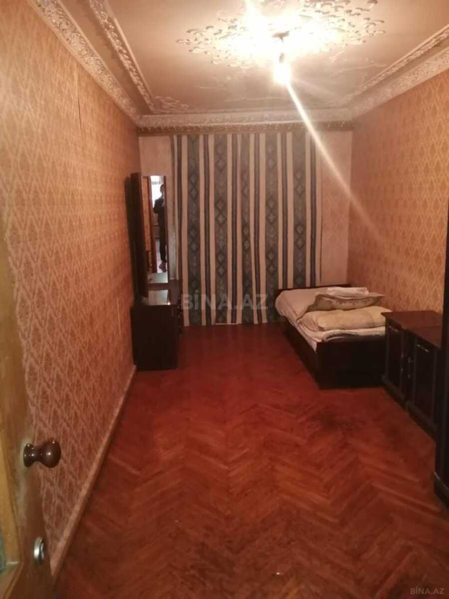 3 otaqlı Köhnə tikili, İçəri Şəhər m., Bakı