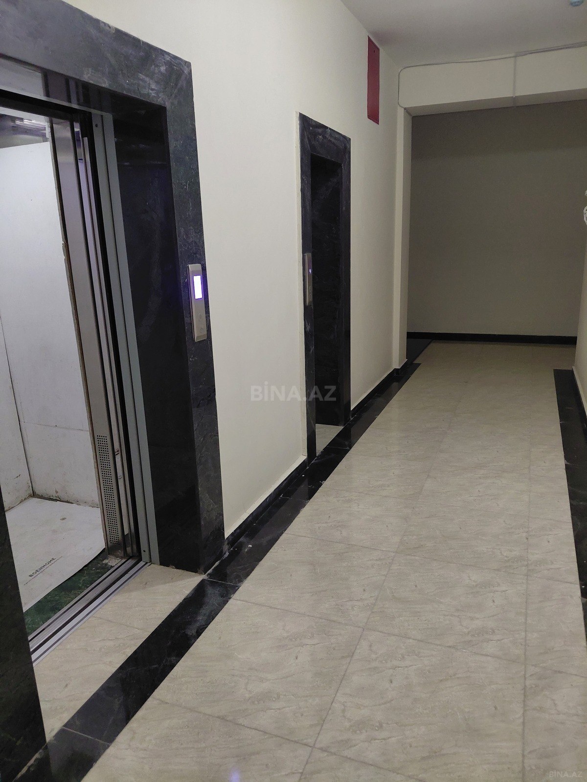 4 otaqlı Yeni tikili, Elmlər Akademiyası m., Bakı