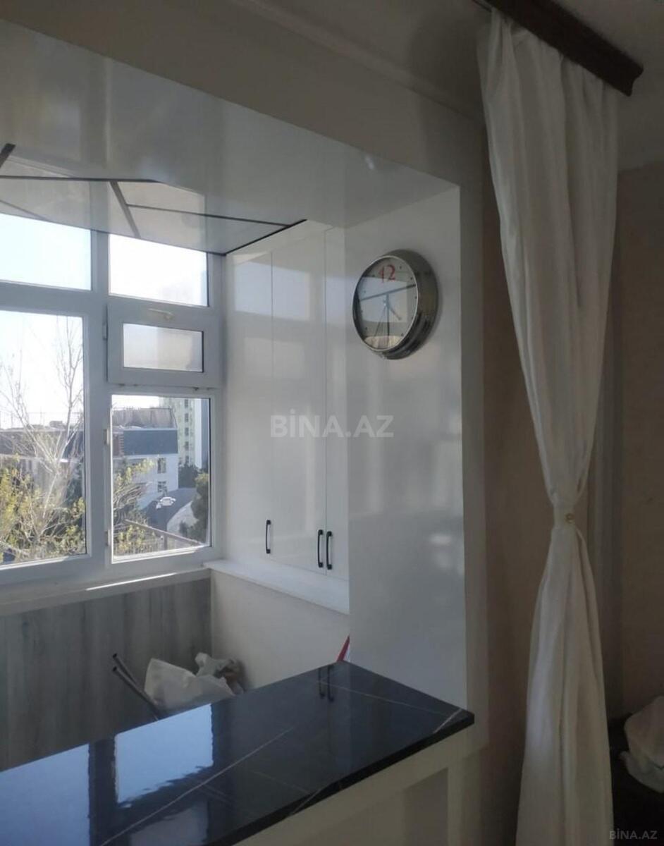 2 otaqlı Köhnə tikili, Həzi Aslanov m., Bakı