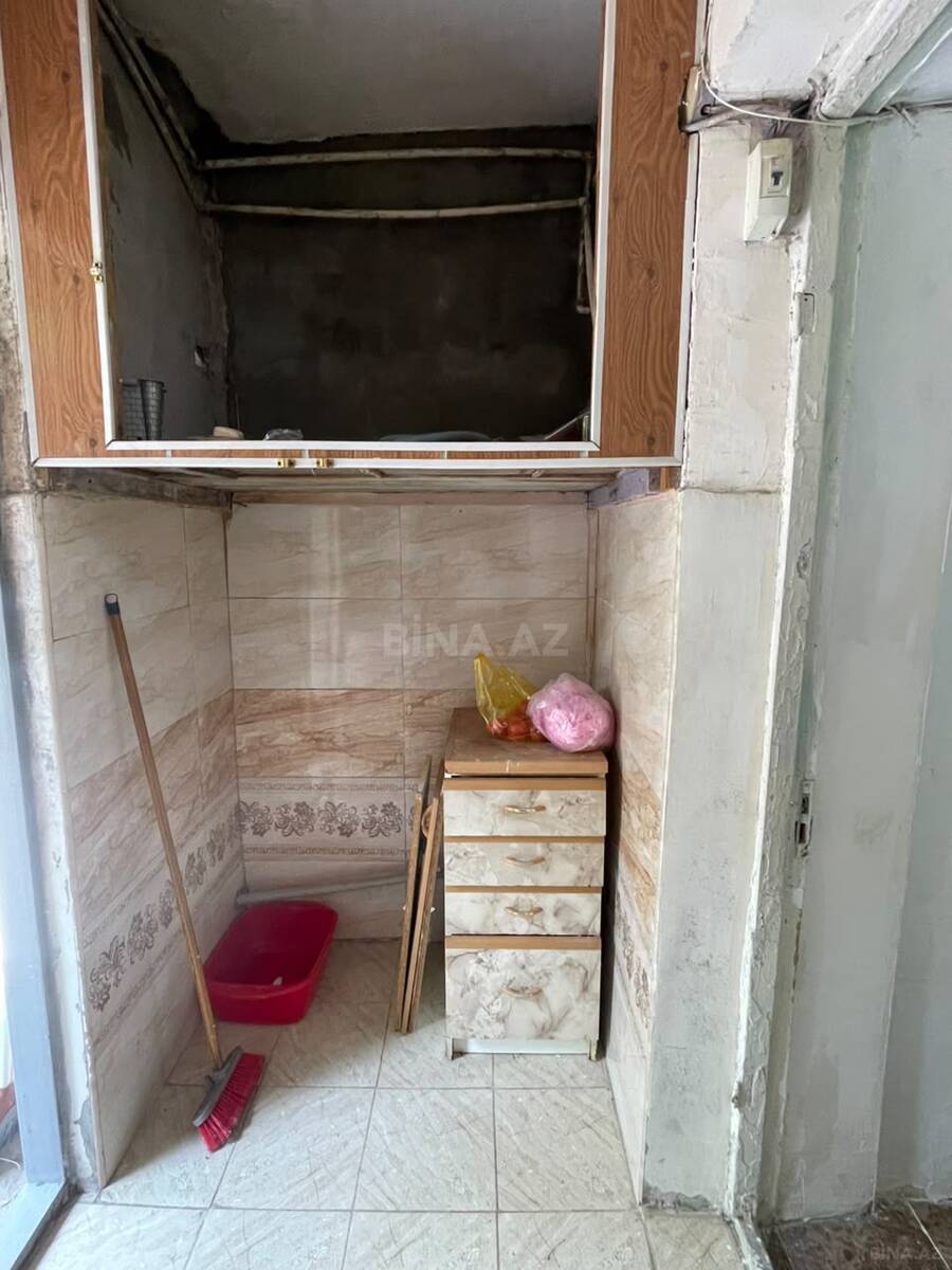 1 otaqlı Köhnə tikili, Elmlər Akademiyası m., Bakı