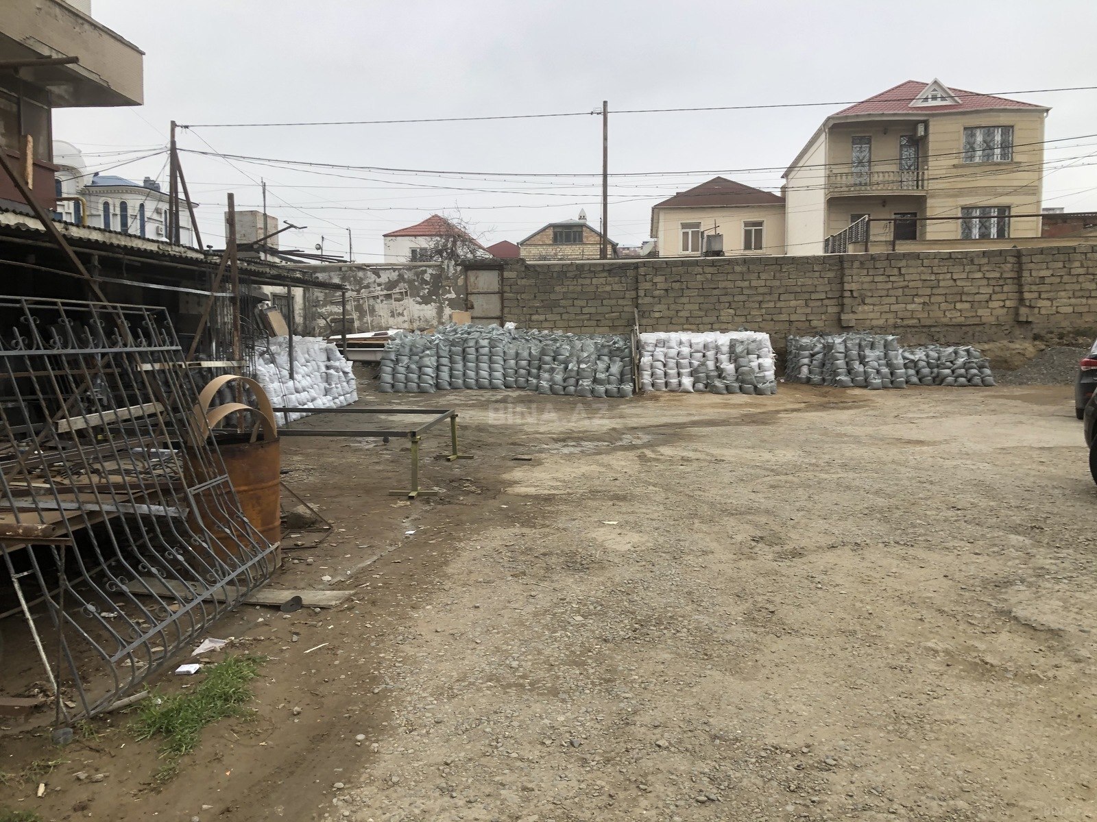 Obyekt İnşaatçılar m., Bakı