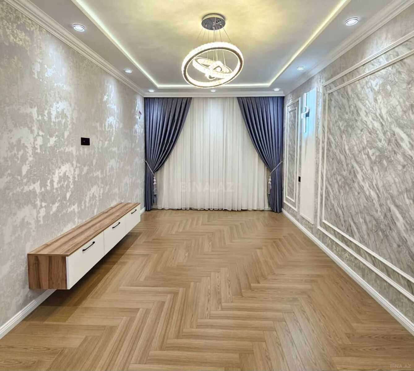 2 otaqlı Köhnə tikili, Memar Əcəmi m., Bakı