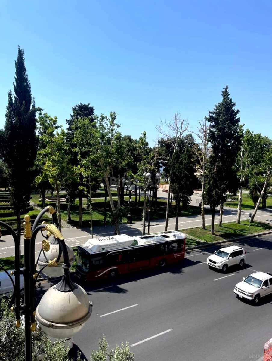 4 otaqlı Yeni tikili, Sahil m., Bakı