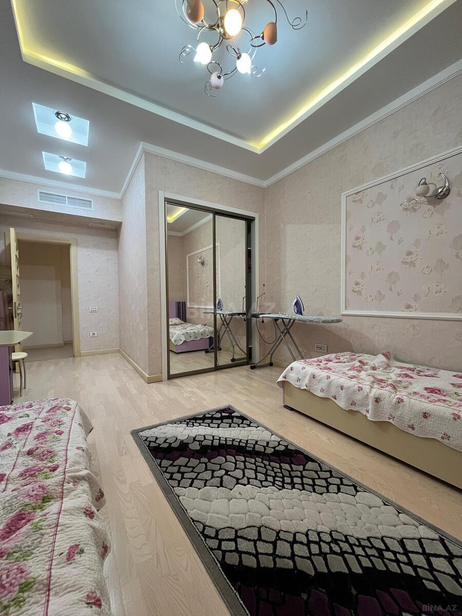 4 otaqlı Yeni tikili, Nizami m., Bakı