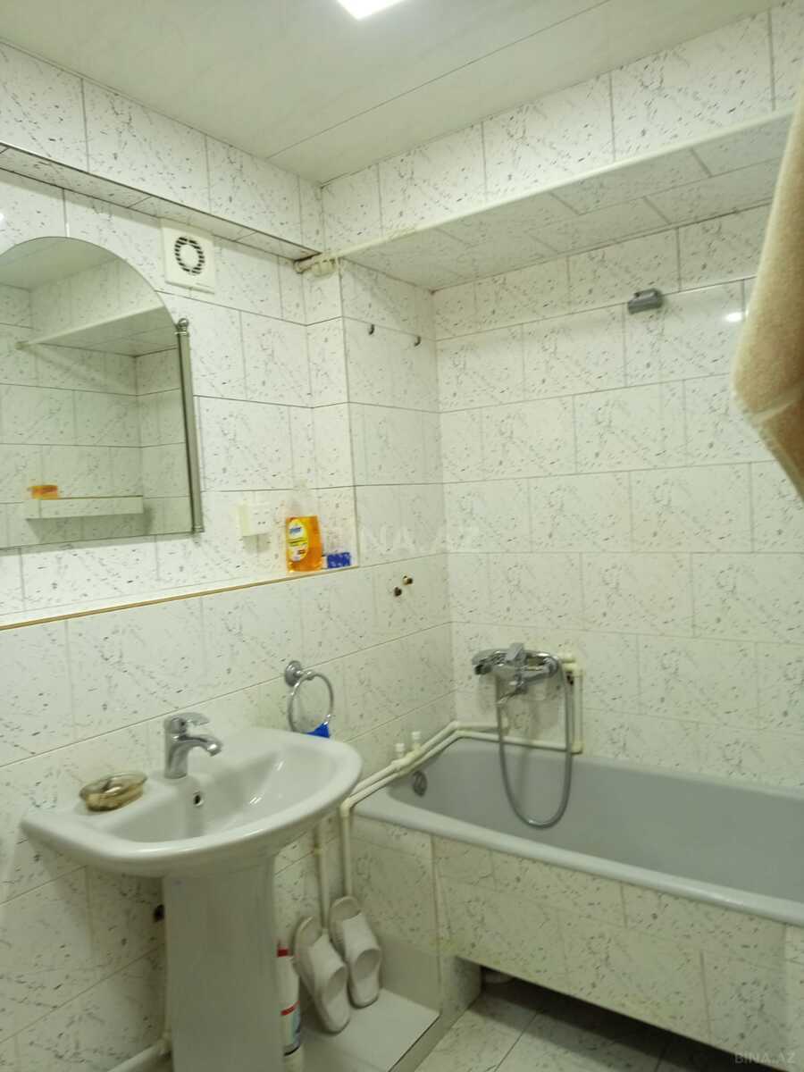 4 otaqlı Köhnə tikili, 28 May m., Bakı