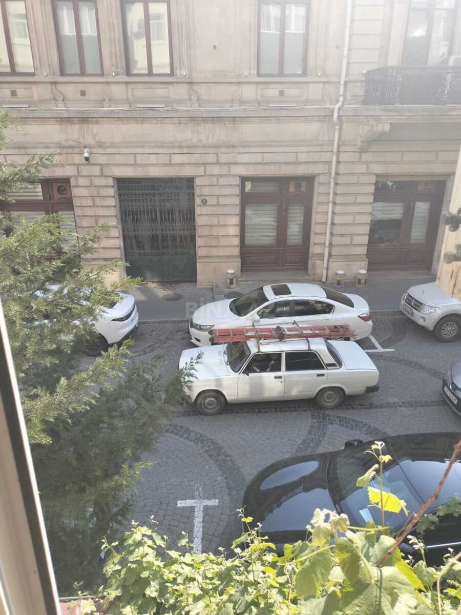 2 otaqlı Köhnə tikili, Sahil m., Bakı