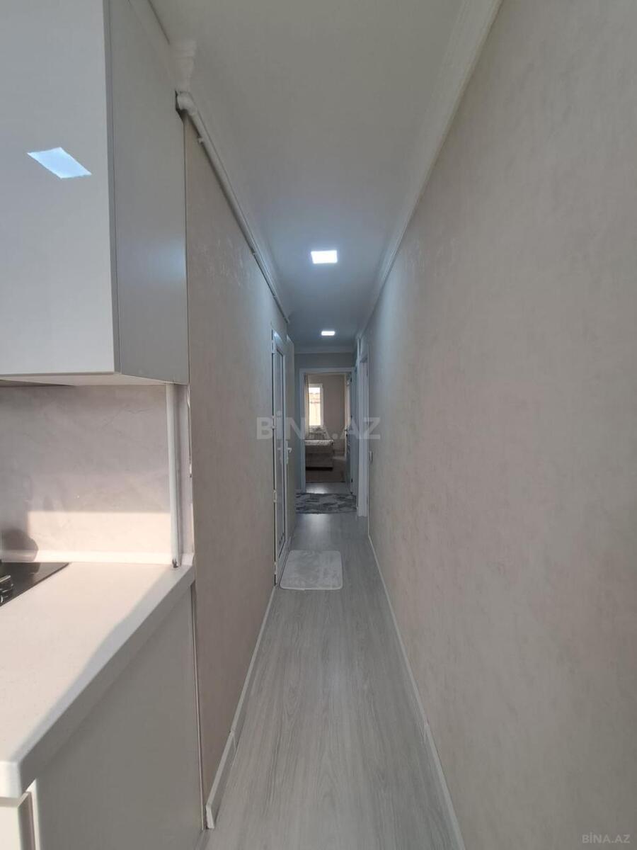 3 otaqlı Köhnə tikili, Xalqlar Dostluğu m., Bakı