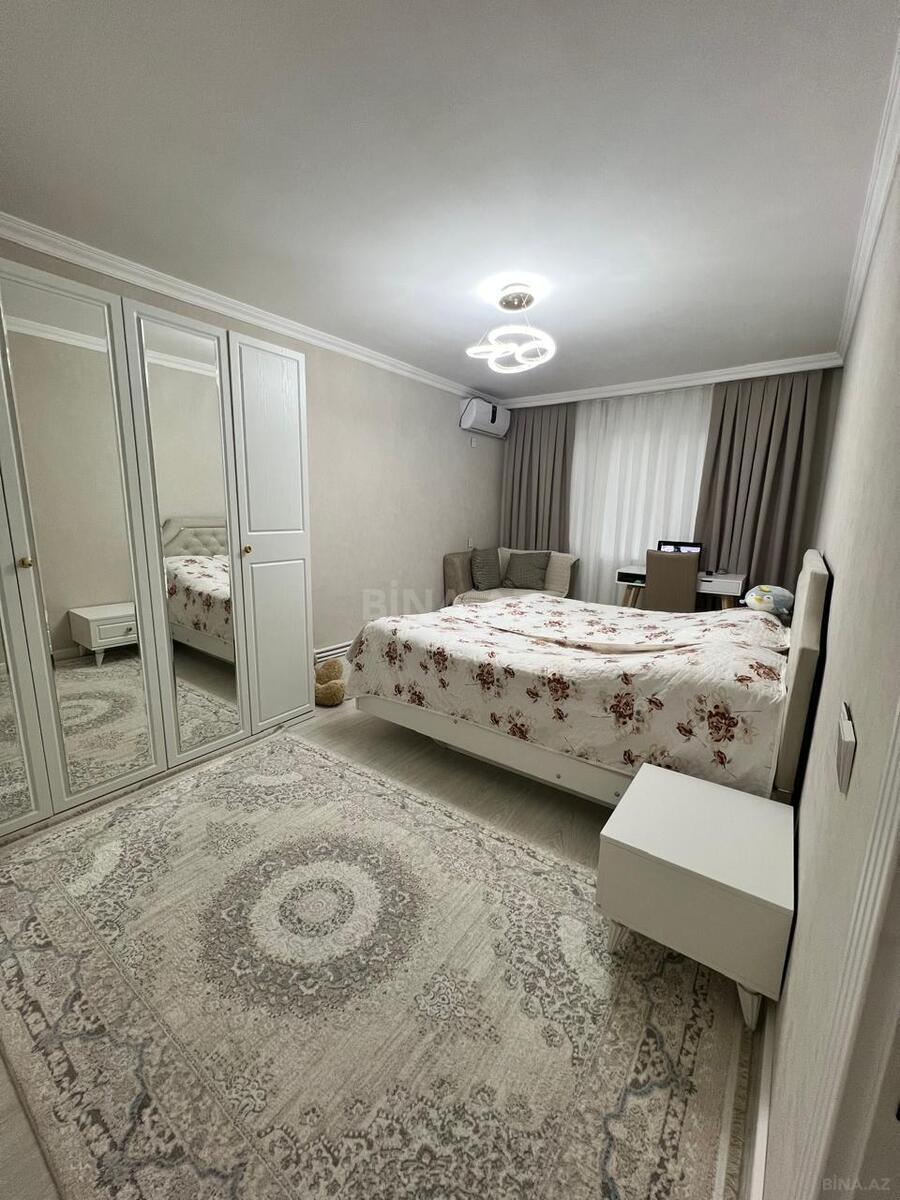 3 otaqlı Köhnə tikili, Xalqlar Dostluğu m., Bakı