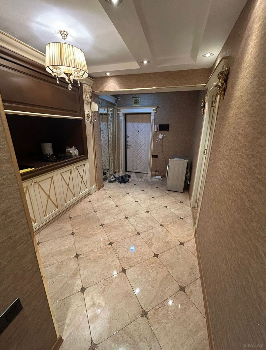 2 otaqlı Yeni tikili, 8 Noyabr m., Bakı