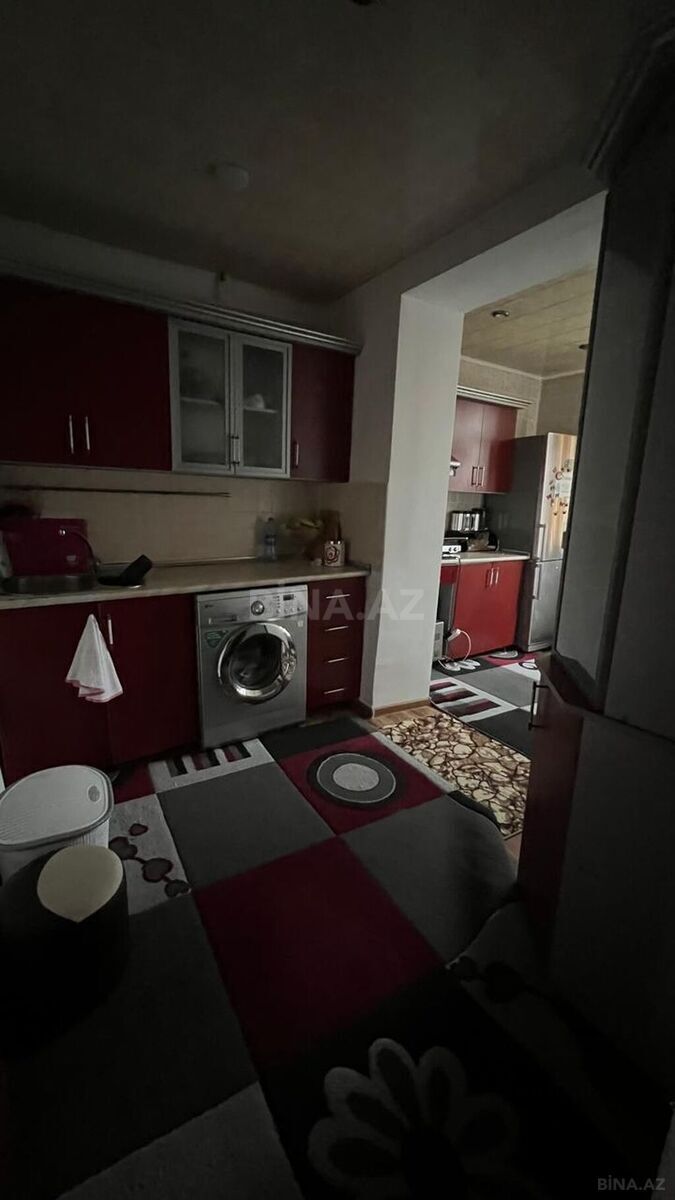 3 otaqlı Köhnə tikili, Neftçilər m., Bakı